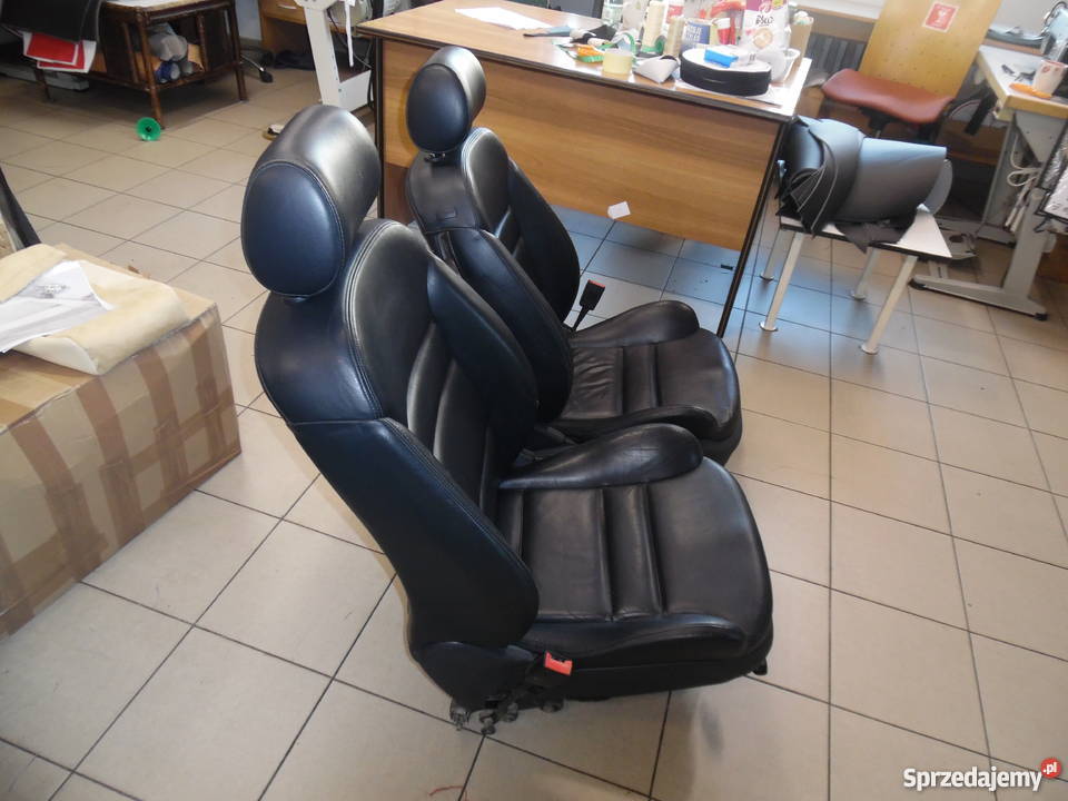 Fotele AUDI A3 8L sportowa wersja Skowarcz