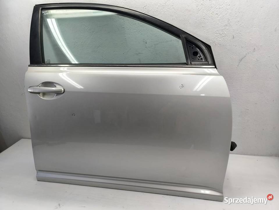 DRZWI PRAWY PRZÓD TOYOTA AVENSIS II T25 KOMBI osobowe