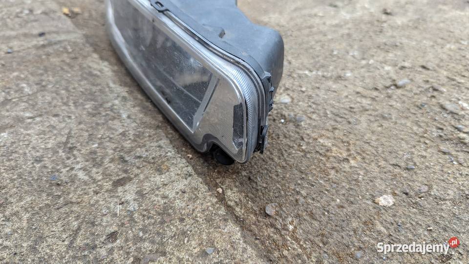 Passat b8 halogen lewy Gozdy