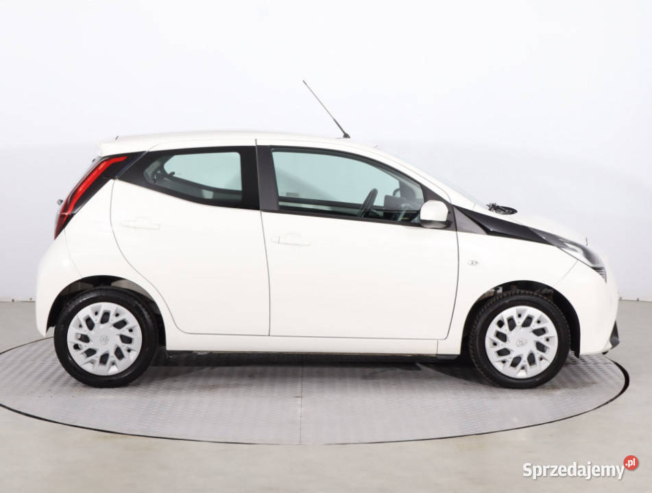 Toyota Aygo 10 VVTi tempomat mazowieckie Piaseczno