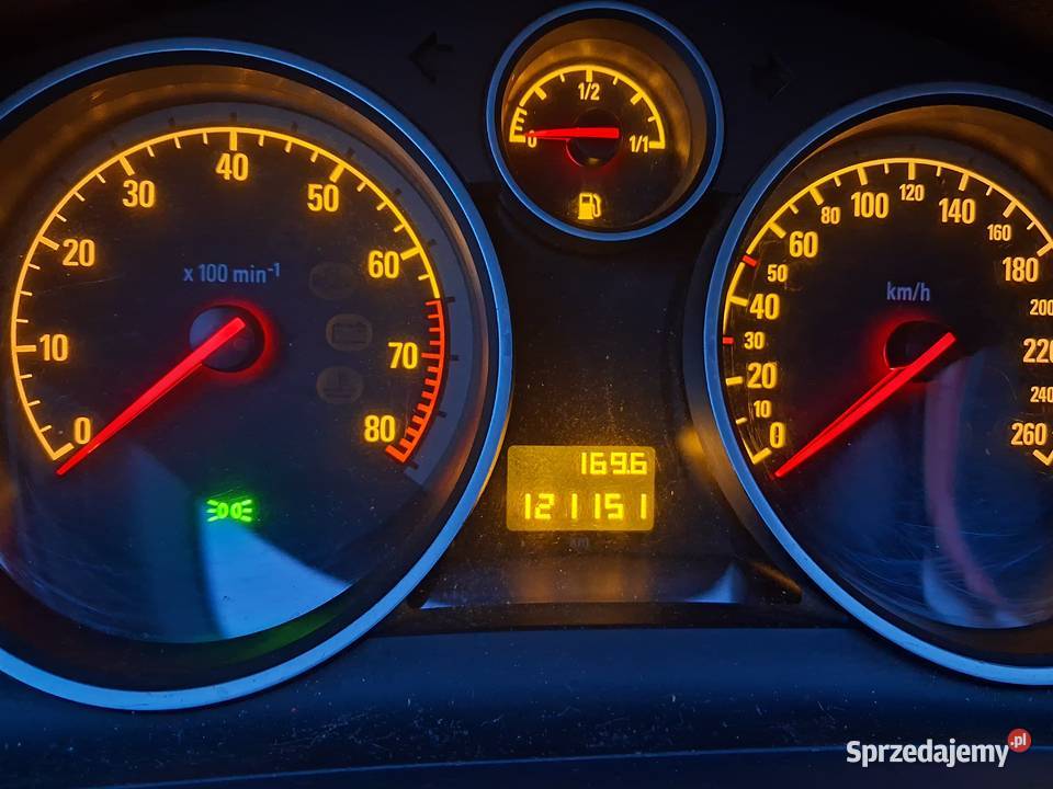 Zafira 18 140 koni gaz Stag 7os lakier oryginał benzyna+LPG Gniezno