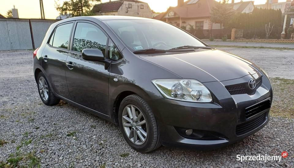 Toyota Auris 16 benzynaLPG sprzedam