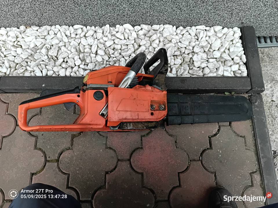 Pilarka spalinowa nieużywana lat sprawna przed Zabrzeg