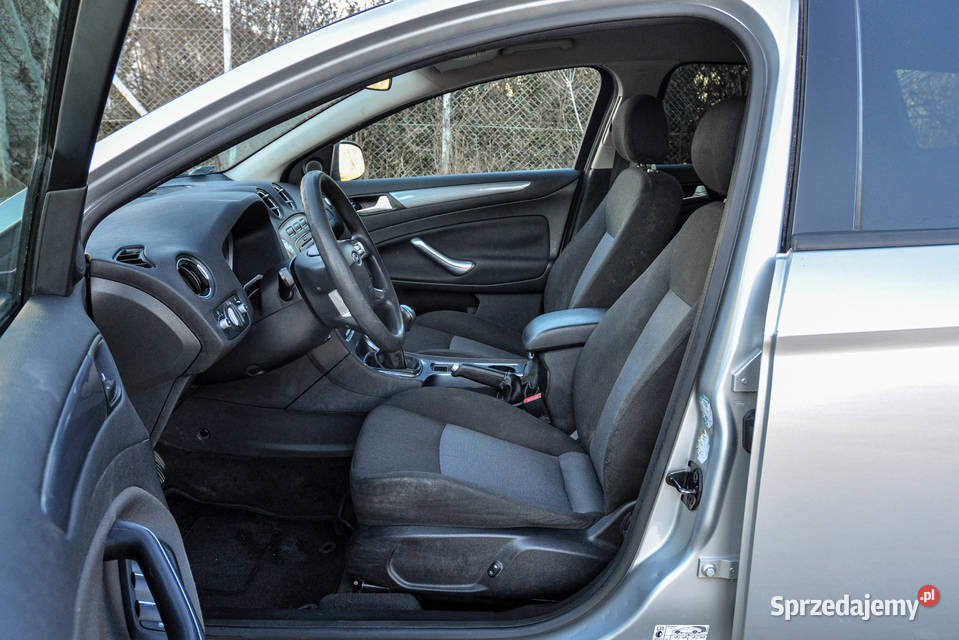 Ford Mondeo 20TDCI Lift Salon Bezwypadkowy Rok produkcji 2011