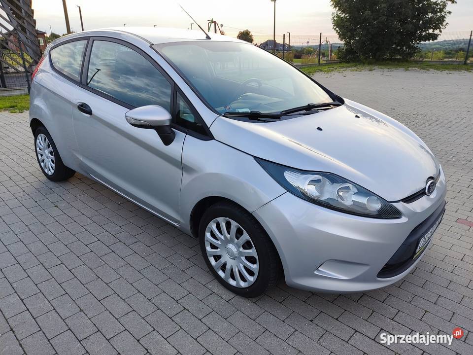 Ford Fiesta ŁADNA Z klimą NAWIGACJA12 Benzynka 82KM Strzyżowice