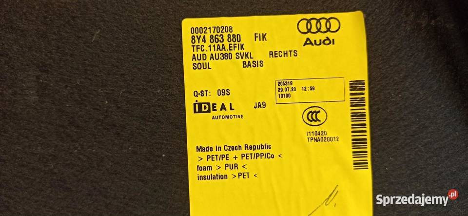 AUDI A3 8Y SPORTBACK BOCZEK BAGAŻNIKA PRAWY