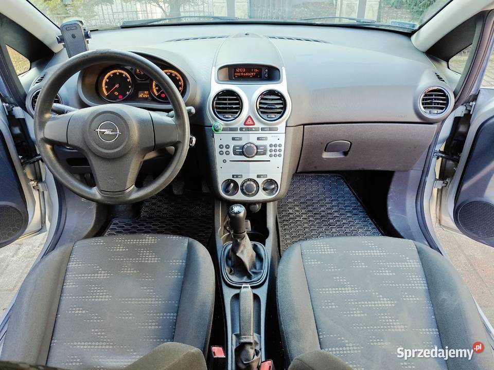 Opel Corsa D 12 polift fabryczny LPG śląskie Górki Wielkie