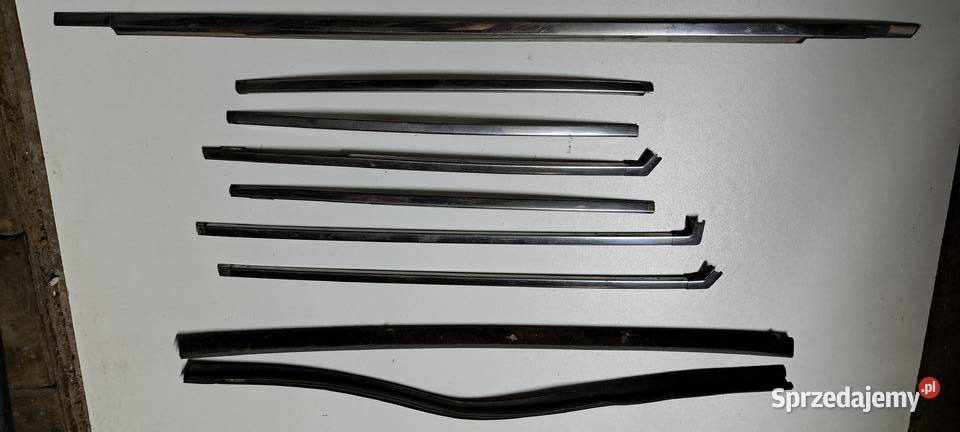 Audi 80 B2 przedlift listwy ramka chromy osobowe Części samochodowe pomorskie Luzino
