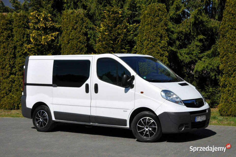 Opel Vivaro 25CDTI145KlimatyzacjaHakI Ostrów Mazowiecka sprzedam
