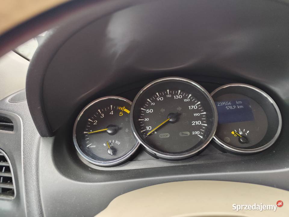 Renault Fluence 15dci 2010 239 przebiegu Zgierz