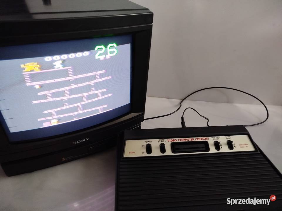 Retro konsola a la Atari 2600 wbudowane 999 gier Konsole i automaty łódzkie Zgierz