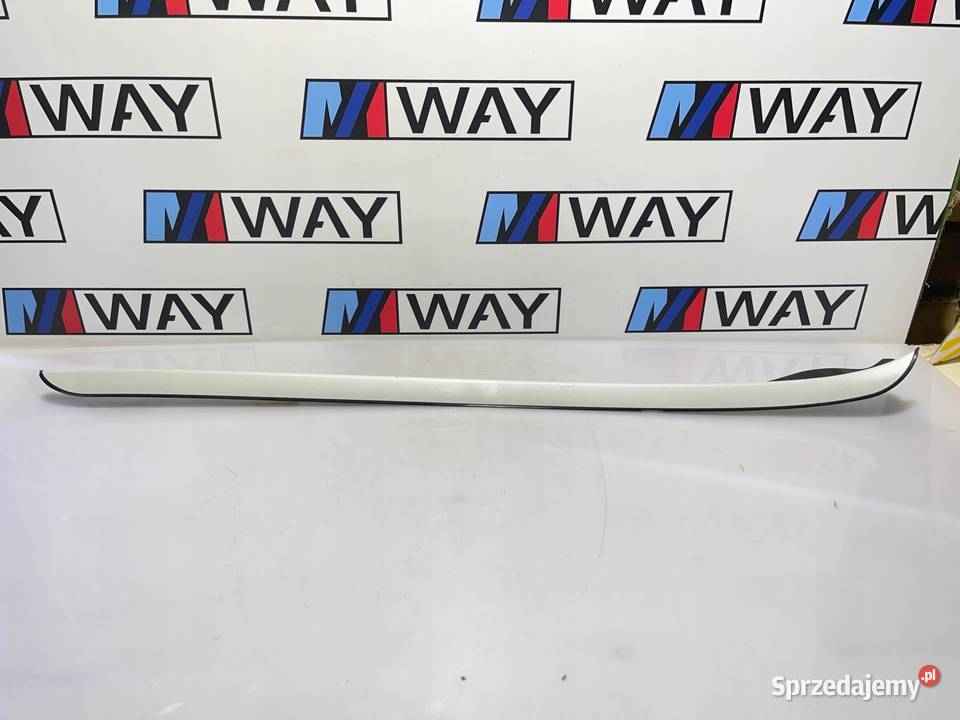 BMW X3 F25 LISTWA SZYBY CZOŁOWEJ PRAWA A96