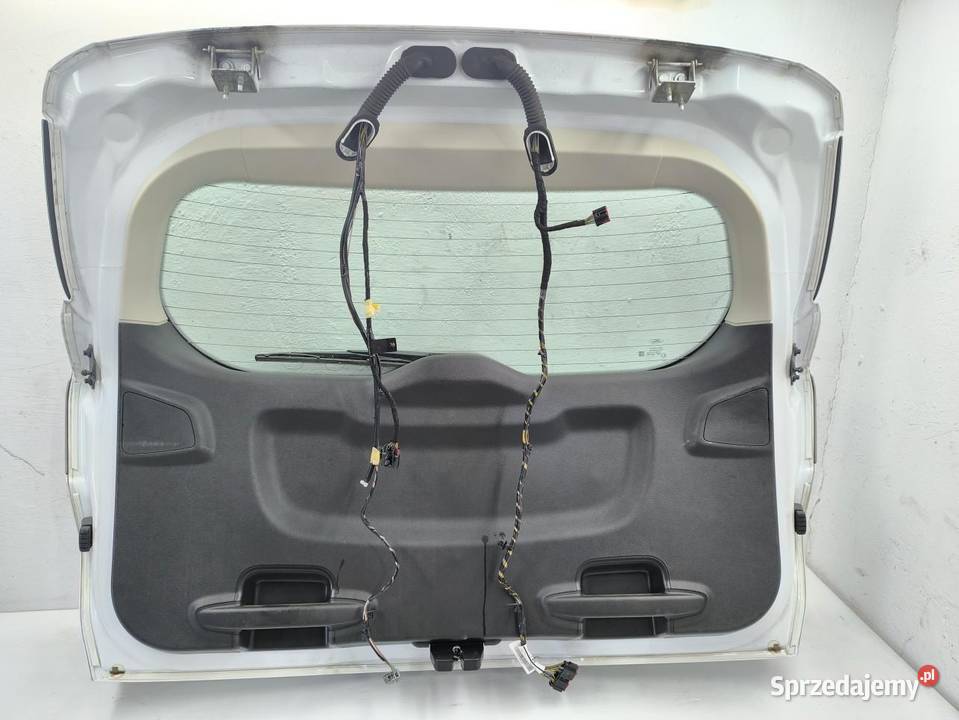 KLAPA BAGAŻNIKA TYŁ FORD FOCUS MK3 LIFT KOMBI 5F