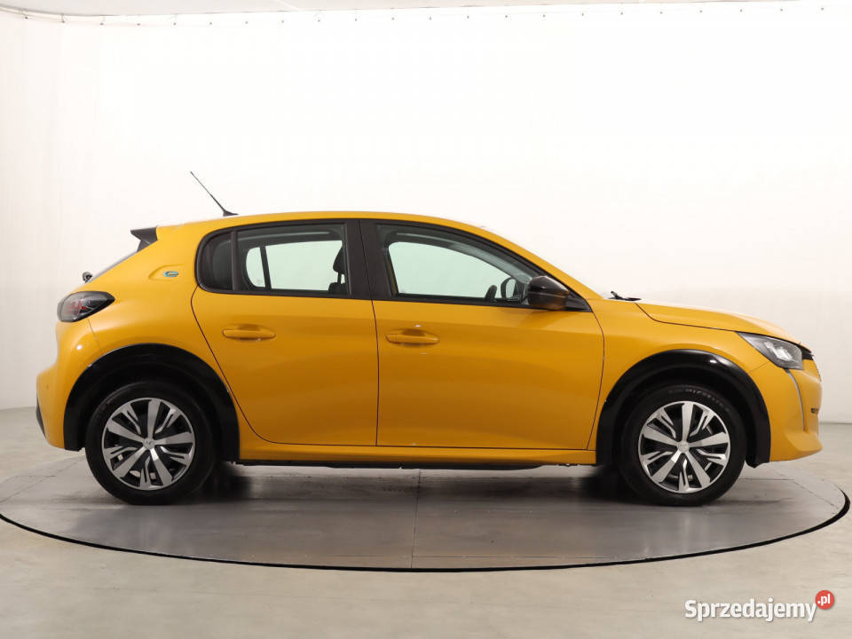 Peugeot e208 50 kWh Katowice