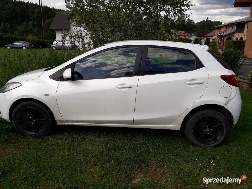 Sprzedam Mazde 2 Tarnawa Dolna