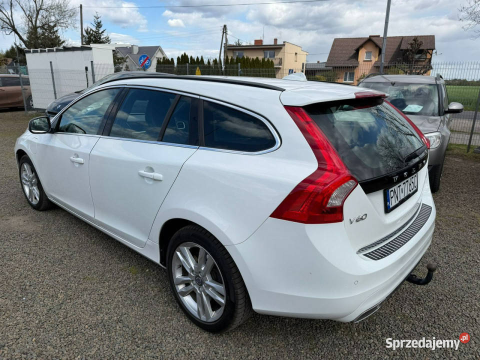 Volvo V60 automat navi kamera AWD gwarancja I tempomat Zbąszyń