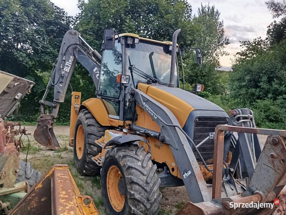 Koparka Ładowarka Volvo BL71plus JCB Case 7000h Koparko ładowarki Koparko ładowarki świętokrzyskie