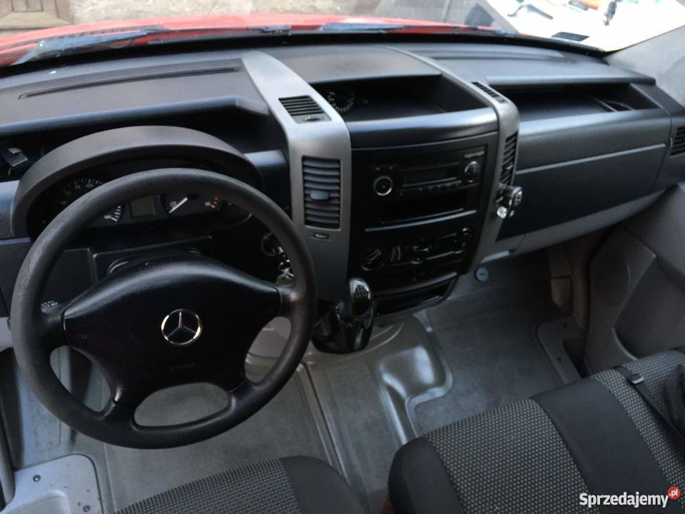MERCEDES SPRINTER skrzyniowy plandeka z windą 150000km Myszków sprzedam