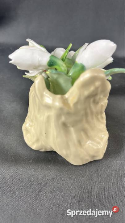 Porcelanowa figurka zimowe kwiaty Royal Doulton lubuskie Zielona Góra