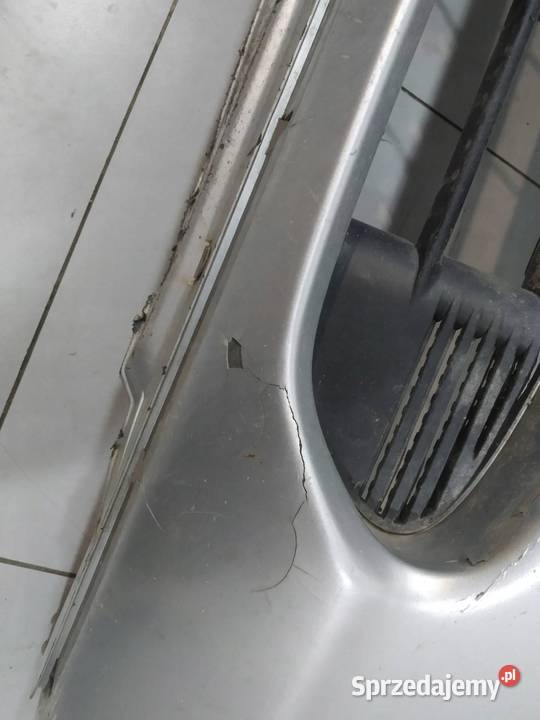 ZDERZAK PRZÓD SREBRNY NH623M Honda Civic VII sprzedam