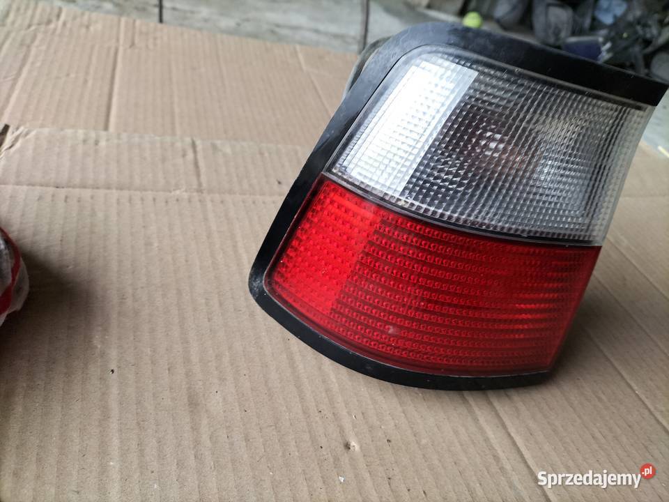 CITROEN XANTIA LAMPA TYŁ TYLNA LEWA