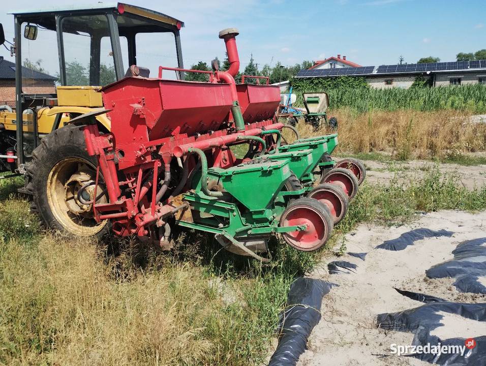 Siewnik do kukurydzy Aeromat Leżajna sprzedam