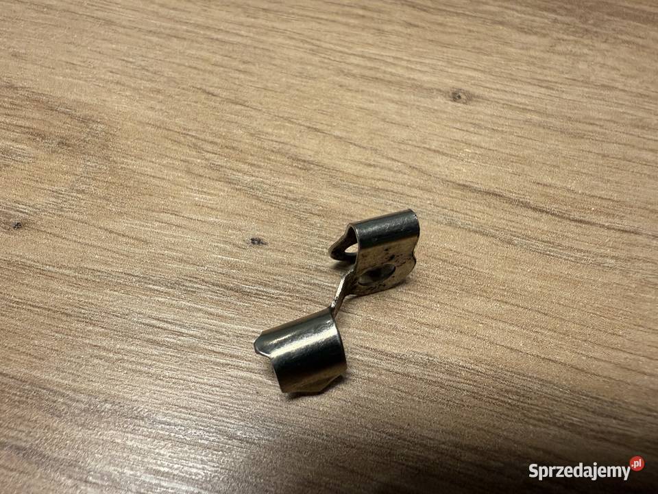 Spinka zabezpieczenie cięgna gazu lewa Fiat 126p Sosnowiec