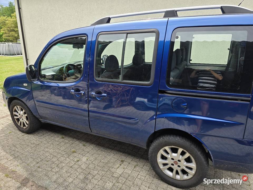 Fiat Doblo benzyna 14 MPI 8V 2007 wersja 7 Samochody osobowe Kęty