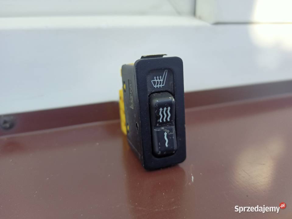 BMW E36 przycisk przełącznik podgrzewania foteli łódzkie Sieradz