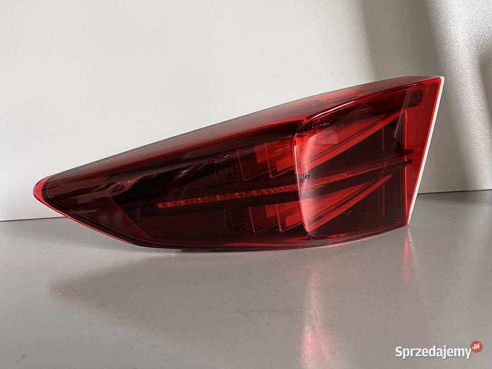 CUPRA FORMENTOR LIFT VZ LEWA LAMPA TYŁ Ostroróg