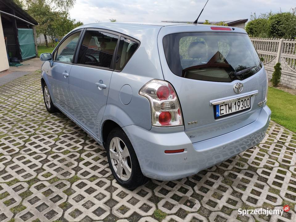 Toyota Corolla Verso 16 Glinnik