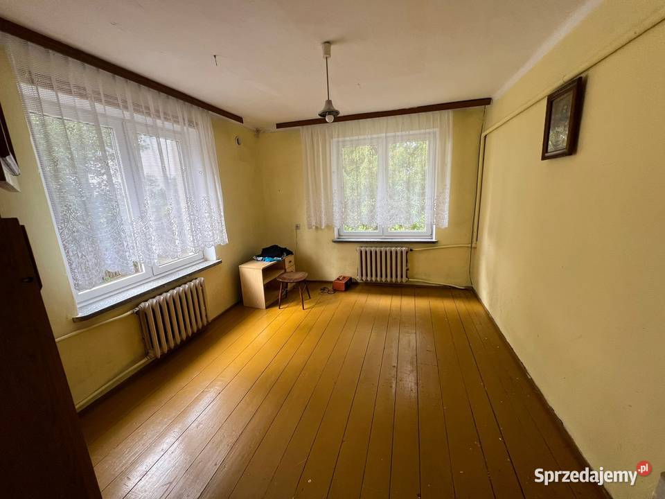 działka siedliskowa z domem i zabudowaniami Krzecze