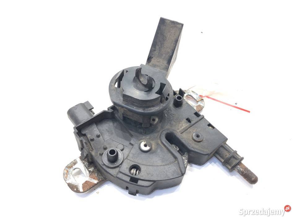 ZAMEK MASKI PRZÓD FORD FOCUS C Minivan 0307