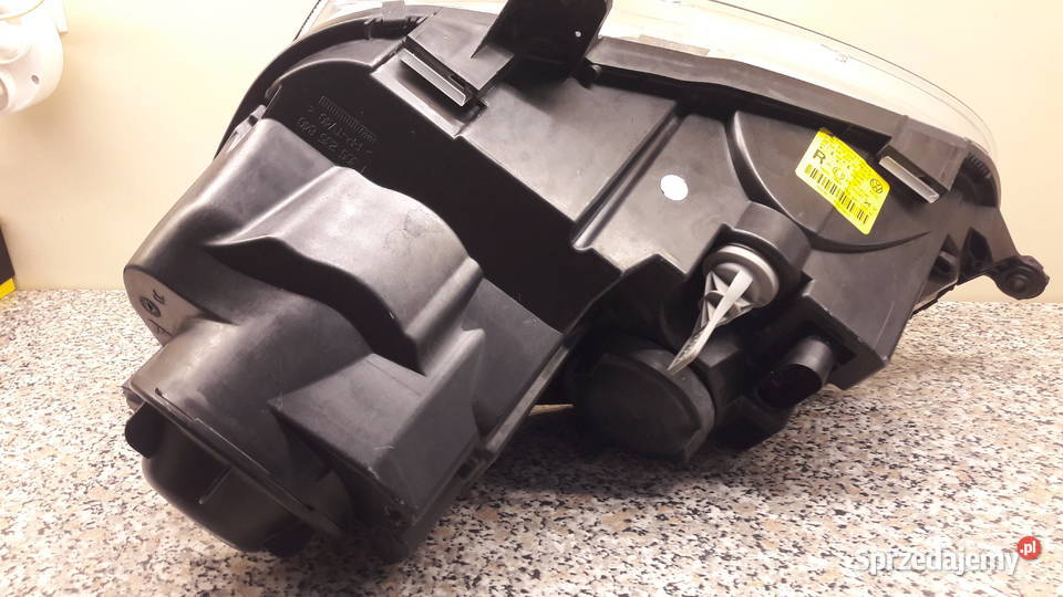 Reflektor Lampa VW Golf V prawa strona Głuchołazy sprzedam