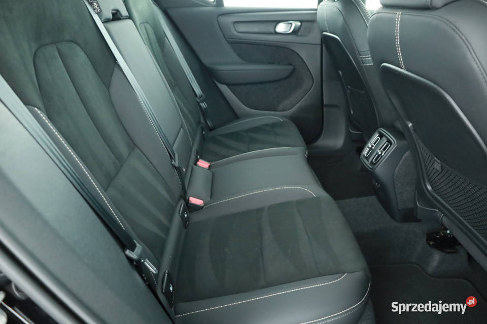 Volvo XC40 B4