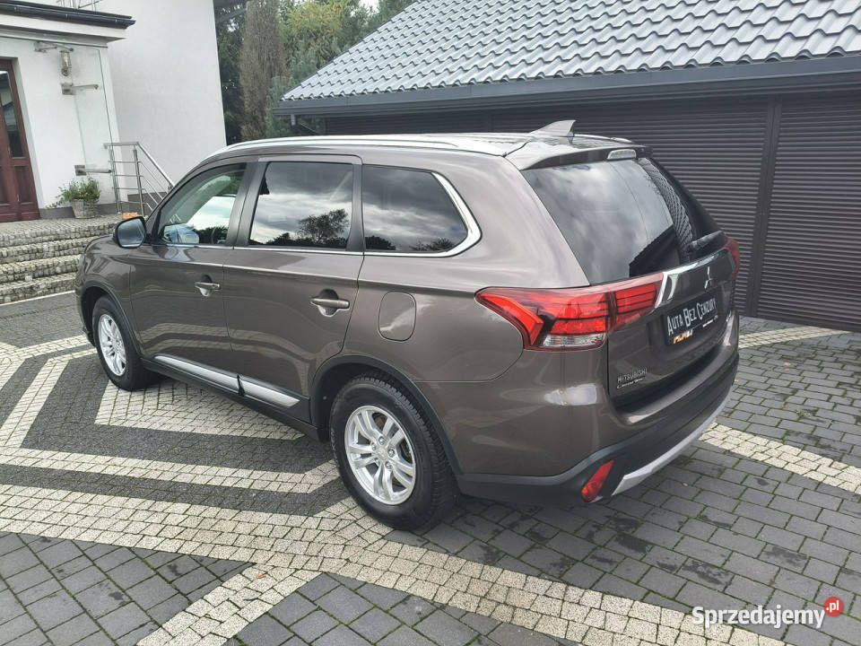 Mitsubishi Outlander 20i 150 LPG SUVStar Full Rok produkcji 2017 Mysłowice sprzedam