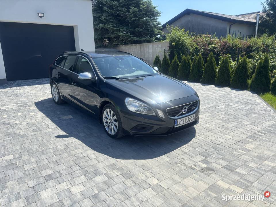 Volvo v60 RDesign SkóraKameraKsenon