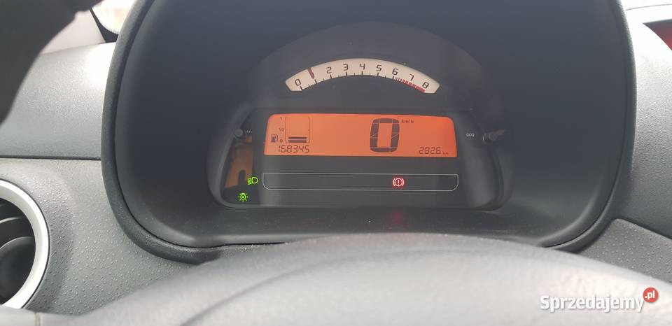 Citroen c2 11 Z gazem doinwestowany śląskie