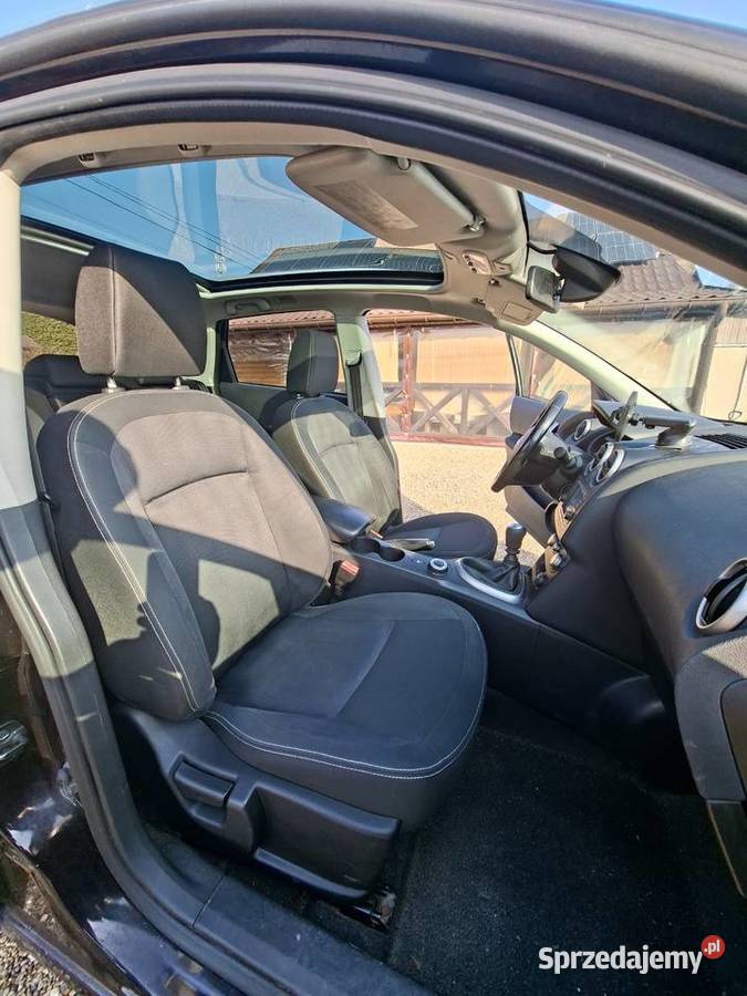 Nissan Qashqai 20dci 150 4x4 Navi Panorama nieuszkodzony świętokrzyskie sprzedam