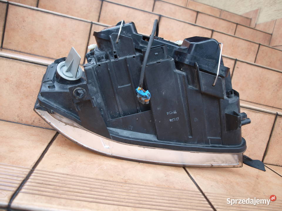 Audi A6 C5 lampa lewa przód xenon 1997 2001r Kalisz