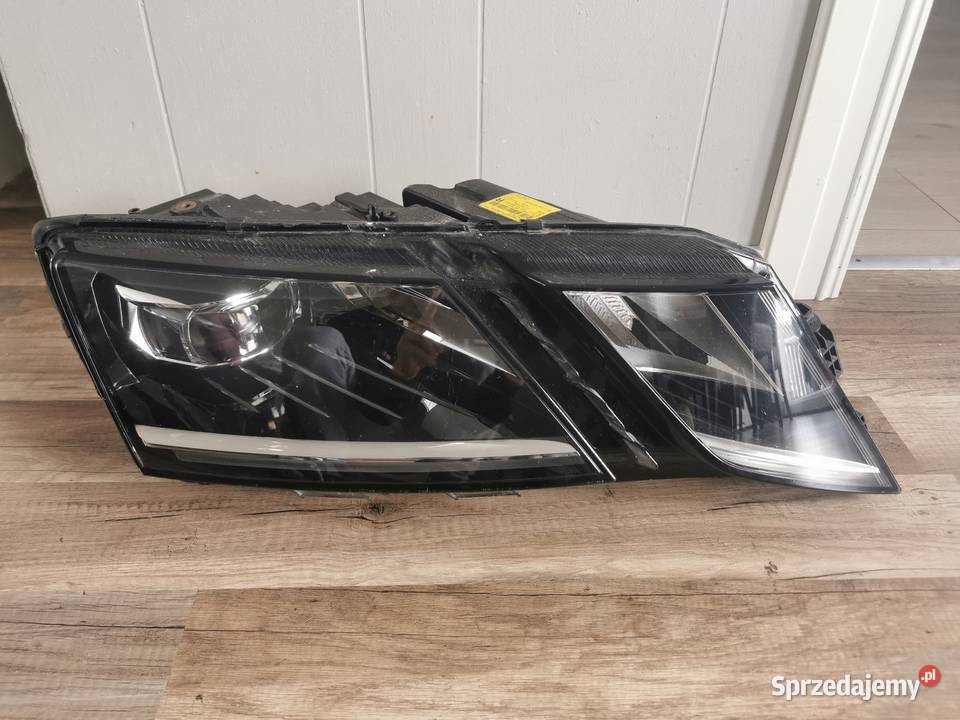 LAMPA PRZÓD PRAWA 5E1941016D OCTAVIA III LIFT 16 Pielgrzymka sprzedam