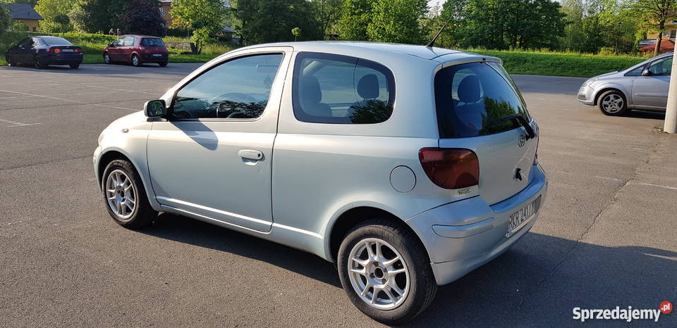 TOYOTA Yaris 1 Lift 2004r 14 D4D 75 Klima opłaty 2/3 Yaris Posada Górna
