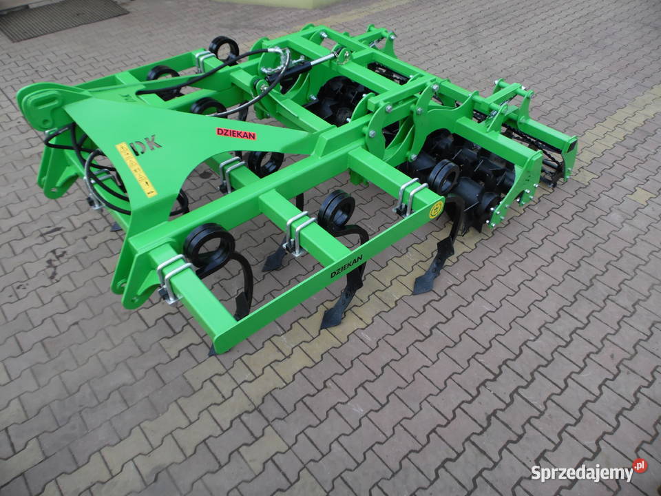 Bezorkowy agregat ścierniskowy mulczujący