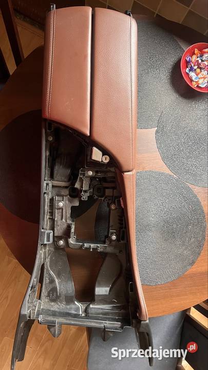 Bmw F10 F11 LIFT Tunel Środkowy podłokietnik