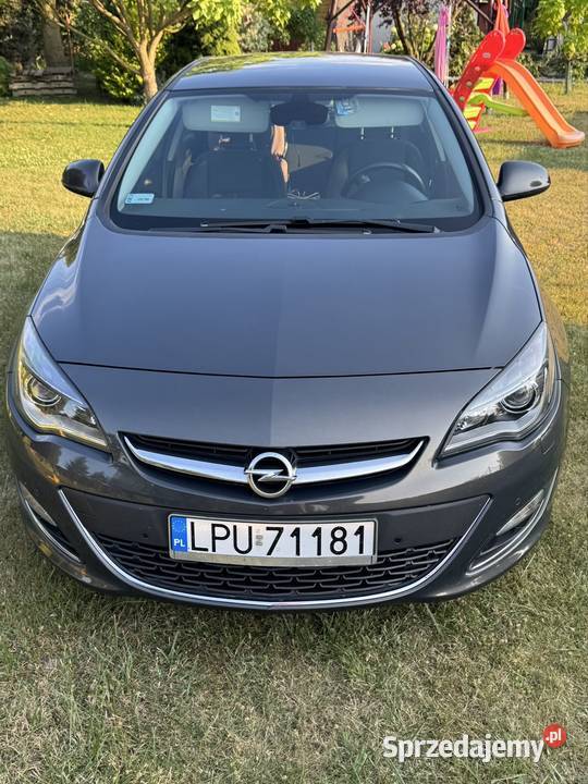 Opel Astra J 2014 benzynagaz Hatchback Opel Puławy