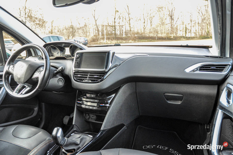 Peugeot 2008 2015r 107 Skóry Bezwypadkowy Rok produkcji 2015 dolnośląskie