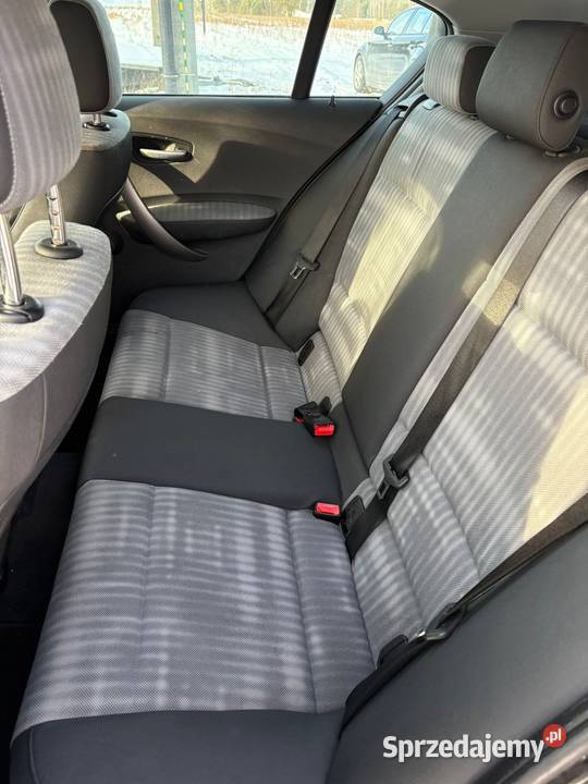 Bmw E87 118i 20 benzyna 129 koni 2005 asystent parkowania Inowłódz