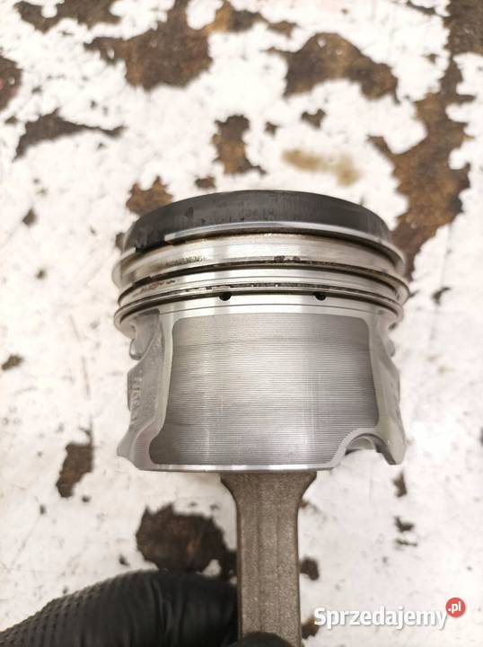 TŁOK KORBOWÓD 2017 1R0 N053E B47 20 D Bmw Seria sprzedam