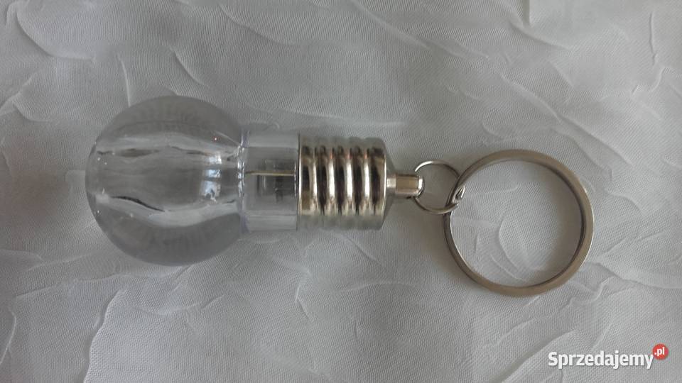 BRELOK DO KLUCZY PRZYPINKA ŻARÓWKA LEDOWA Uniseks Ozdoby Piła sprzedam