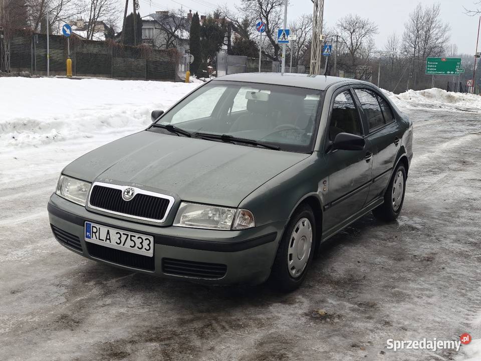 Skoda Octavia LPG ekonomiczne auto na dojazdy Łańcut